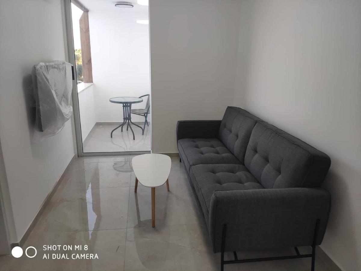 Apartamento המקום הנפלא של אתי ולילך Eilat Exterior foto